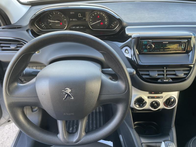 Peugeot 208 1.2i - Eurekar - photo 6