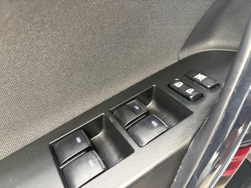 Toyota Auris 1.8 HYBRID COMFORT - photo 16