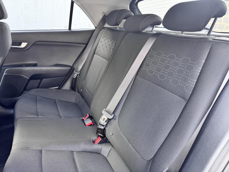 Kia Rio 1.0T ISG - photo 14