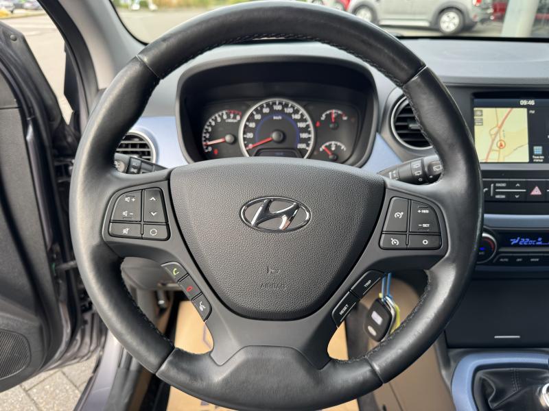 Hyundai i10 1.0i - photo 9