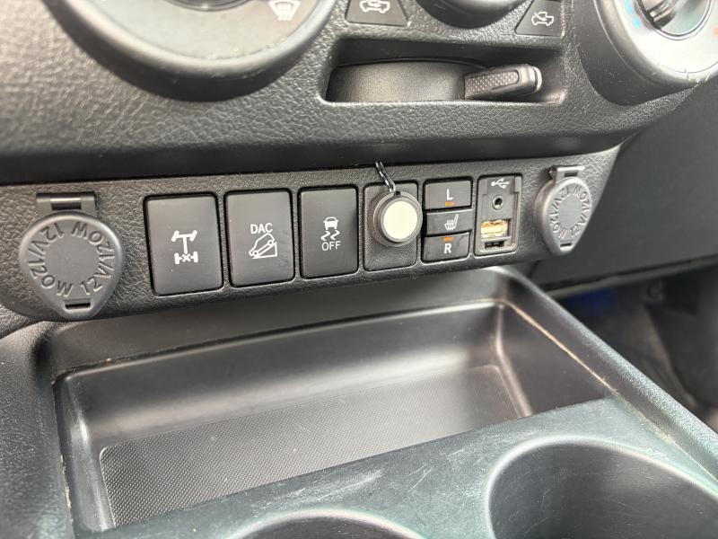 Toyota Hilux 2.4 D-4D - photo 15