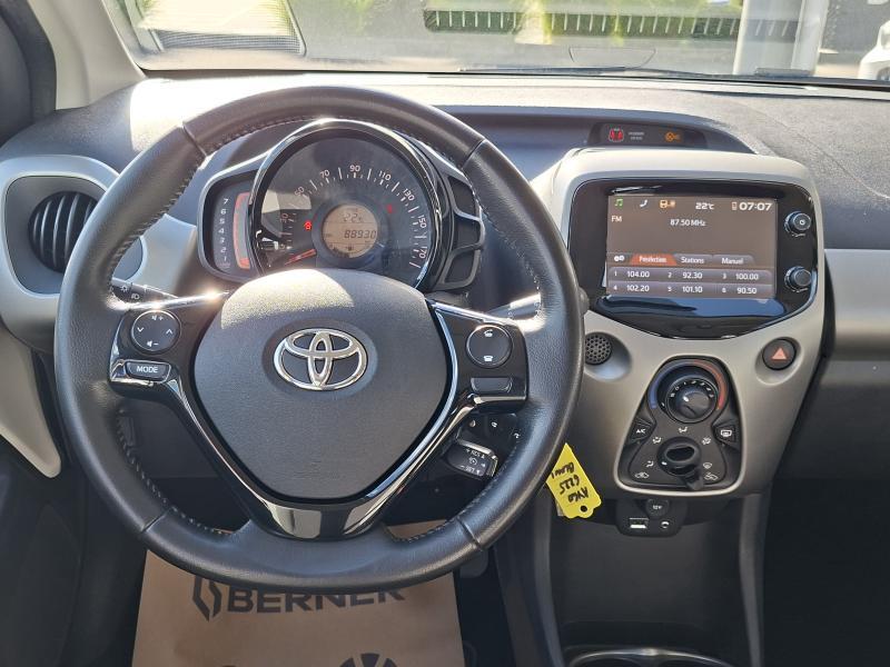 Toyota Aygo 1.0 VVT-i X-PLAY - photo 13