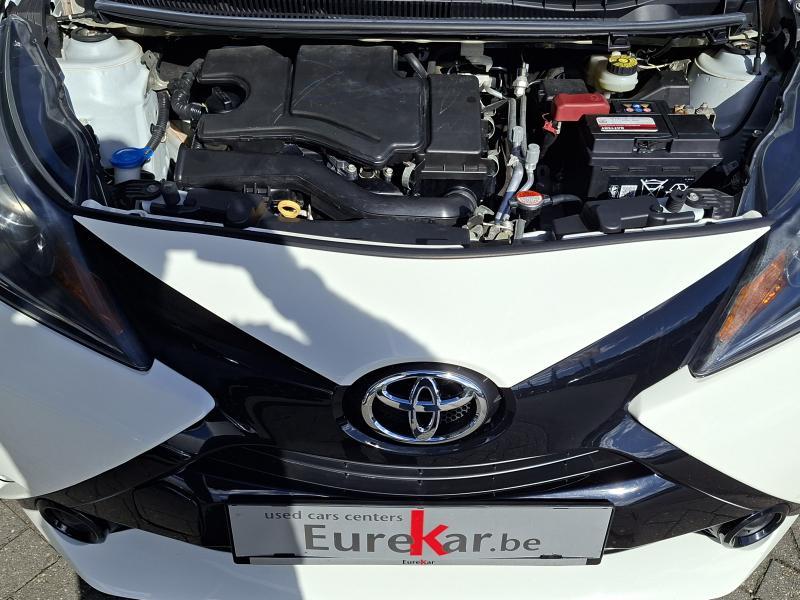 Toyota Aygo 1.0 VVT-i X-PLAY - photo 18