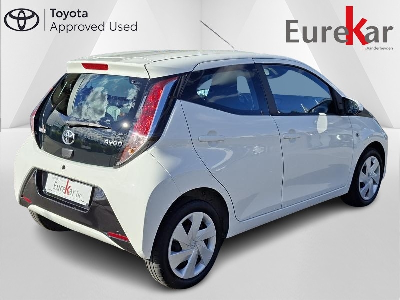 Toyota Aygo 1.0 VVT-i X-PLAY - photo 5