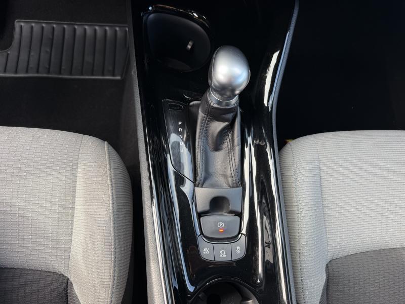 Toyota C-HR 1.8 Hybrid CVT C-ULT - photo 8