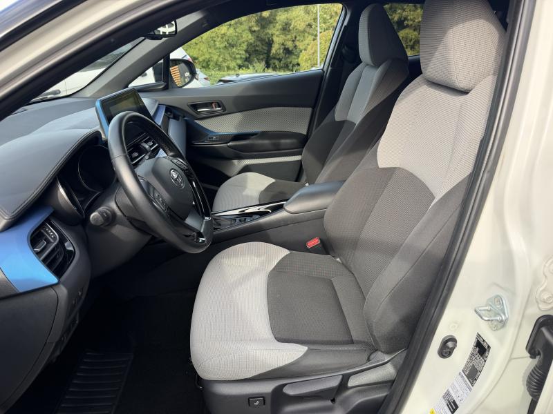 Toyota C-HR 1.8 Hybrid CVT C-ULT - photo 12