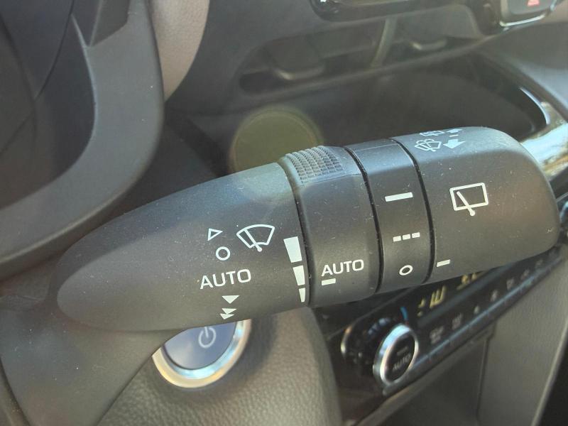 Toyota Yaris Cross 1.5 HYBRID ELEGANT BI TONE - photo 11