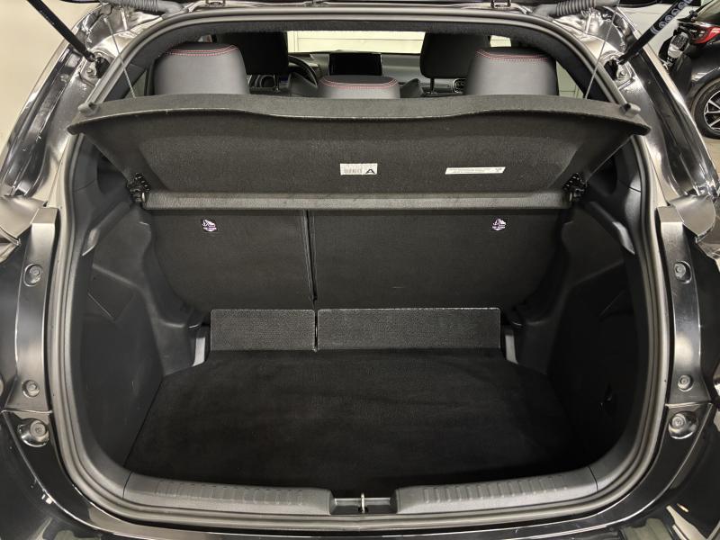 Toyota Yaris 1.5 Hybrid - photo 17