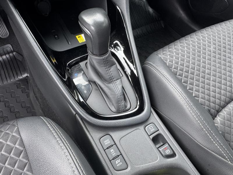 Toyota Yaris 1.5 Hybrid STYLE - photo 17