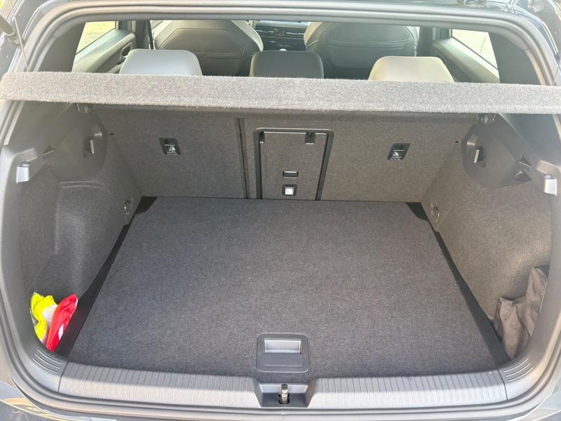 Volkswagen Golf 1.5 TSI R-LINE - photo 17