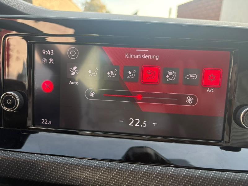 Volkswagen Golf 1.5 TSI R-LINE - photo 11