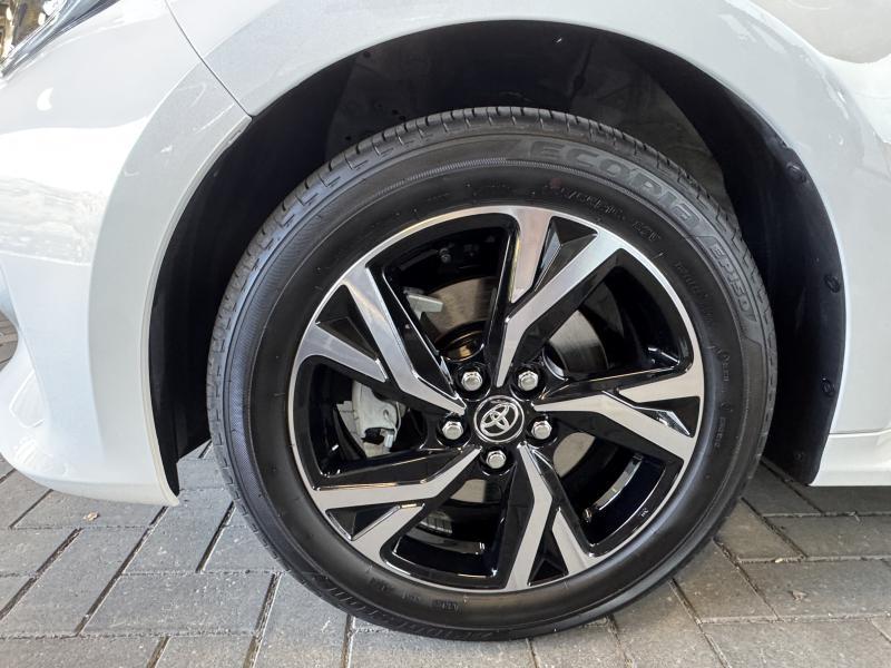 Toyota Yaris 1.5 Hybrid - photo 21