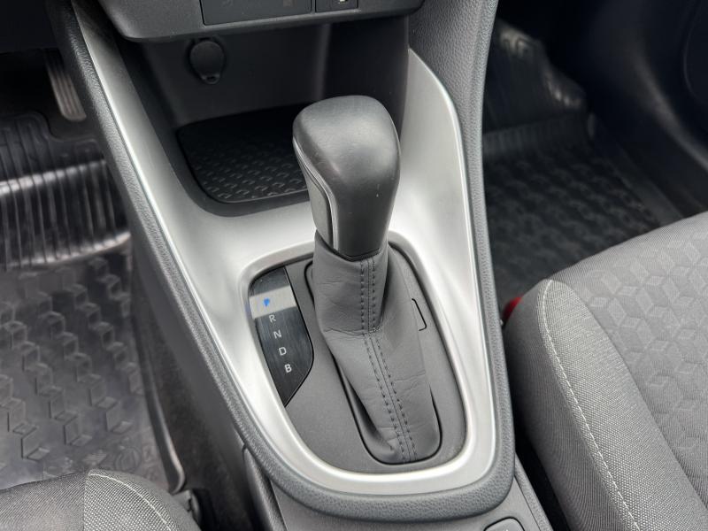 Toyota Yaris 1.5 HYBRID Dynamic - photo 8