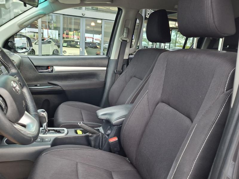 Toyota Hilux 2.4 D4D Comfort - photo 11