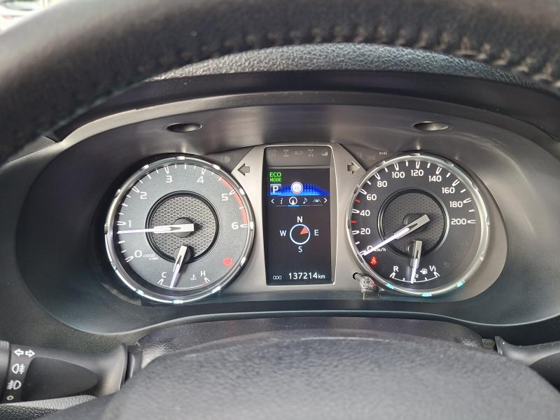 Toyota Hilux 2.4 D4D Comfort - photo 6