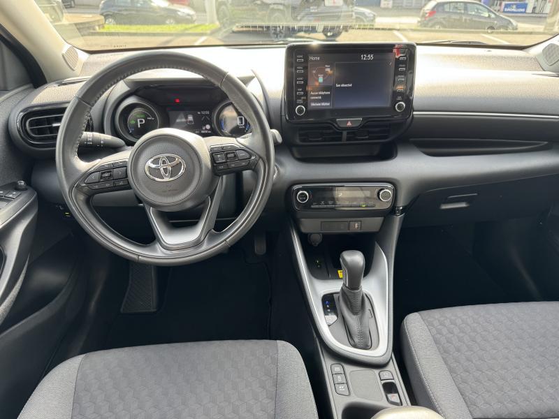 Toyota Yaris 1.5 HYBRID ICONIC - photo 6