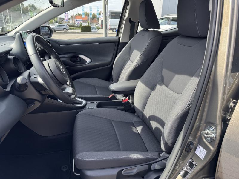 Toyota Yaris 1.5 HYBRID ICONIC - photo 7