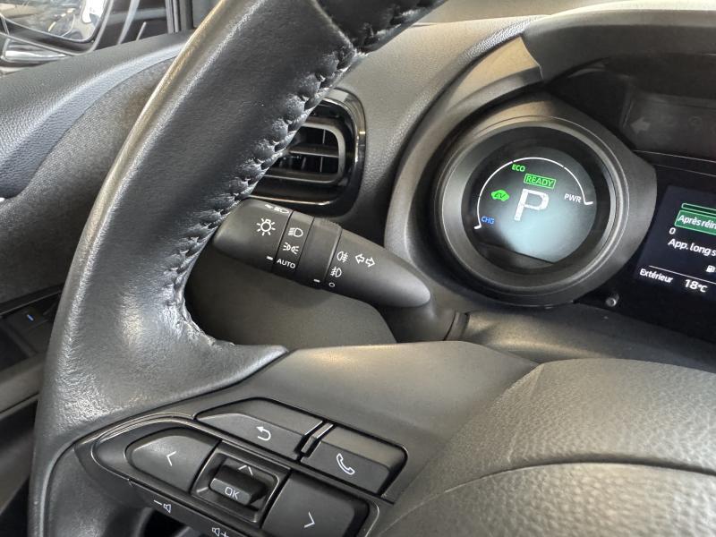 Toyota Yaris 1.5 HYBRID ICONIC - photo 16
