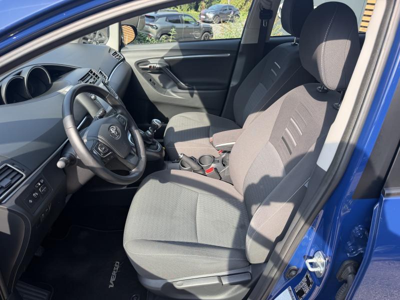 Toyota Verso 1.6 VVT-I Comfort - photo 12
