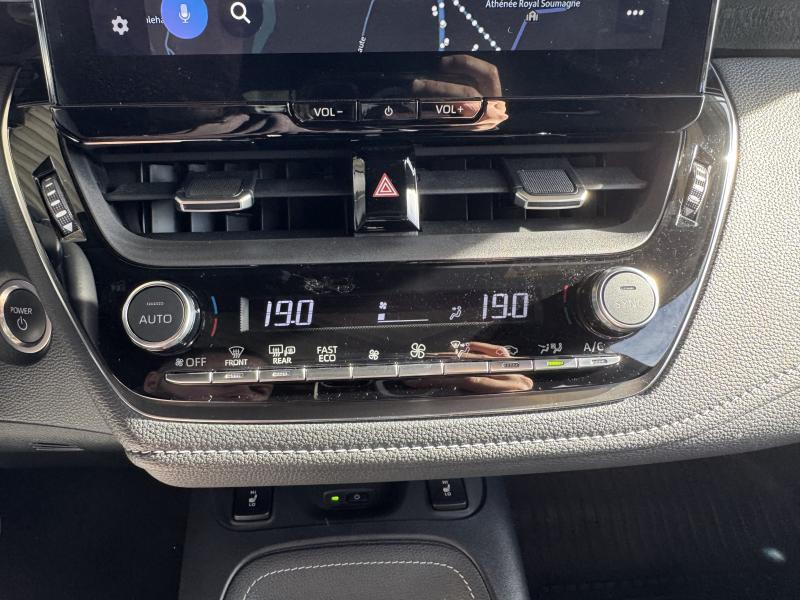 Toyota Corolla TS 1.8 Hybrid PREMIUM - photo 16