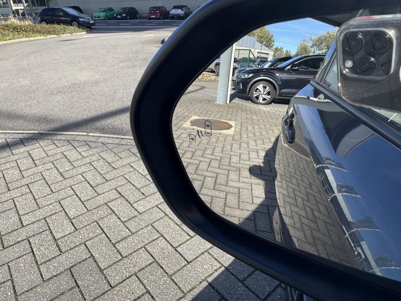 Toyota Corolla TS 1.8 Hybrid PREMIUM - photo 25