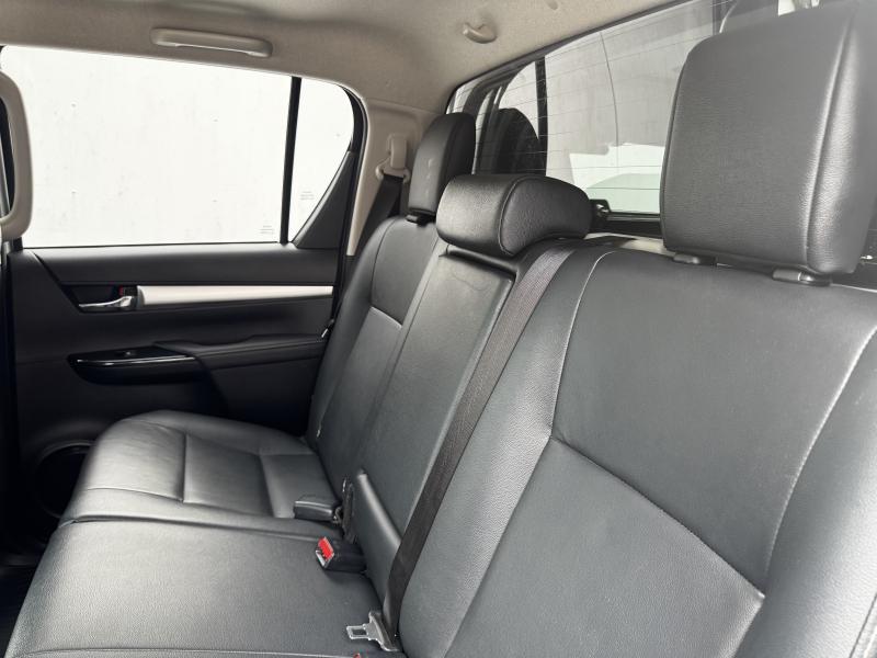 Toyota Hilux 2.4 D 4X4 LOUNGE - photo 16