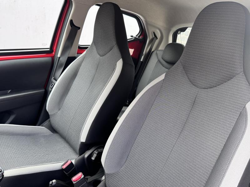 Toyota Aygo 1.0 VVT-I X-PLAY - photo 14