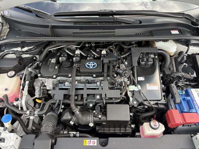 Toyota Corolla 1.8 HYBRID CVT GR SPORT - photo 25
