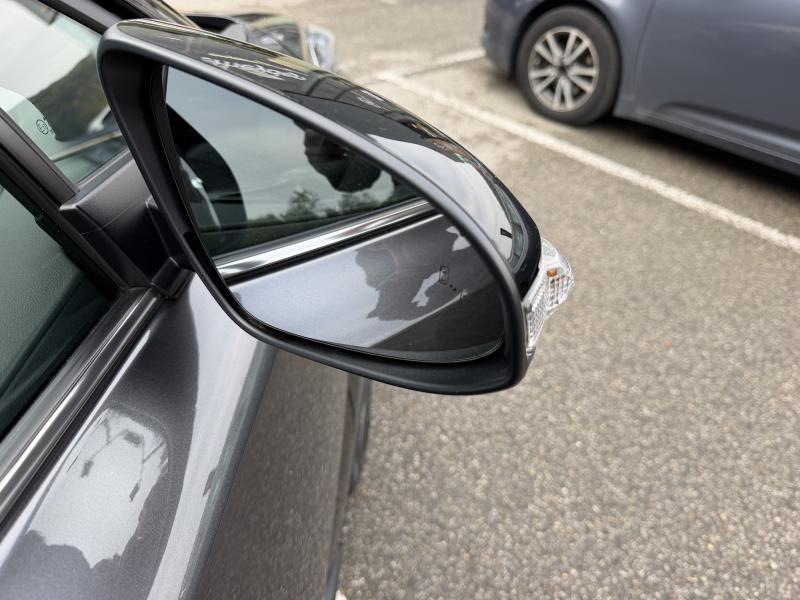 Toyota C-HR 1.8 Hybrid CVT C-LUB - photo 16