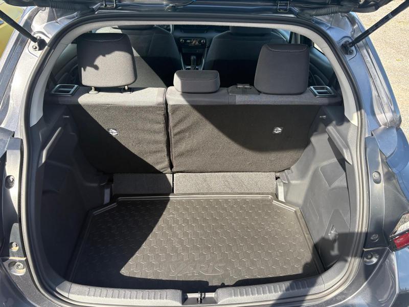 Toyota Yaris 1.5 Hybrid Yaris e-CVT - photo 14