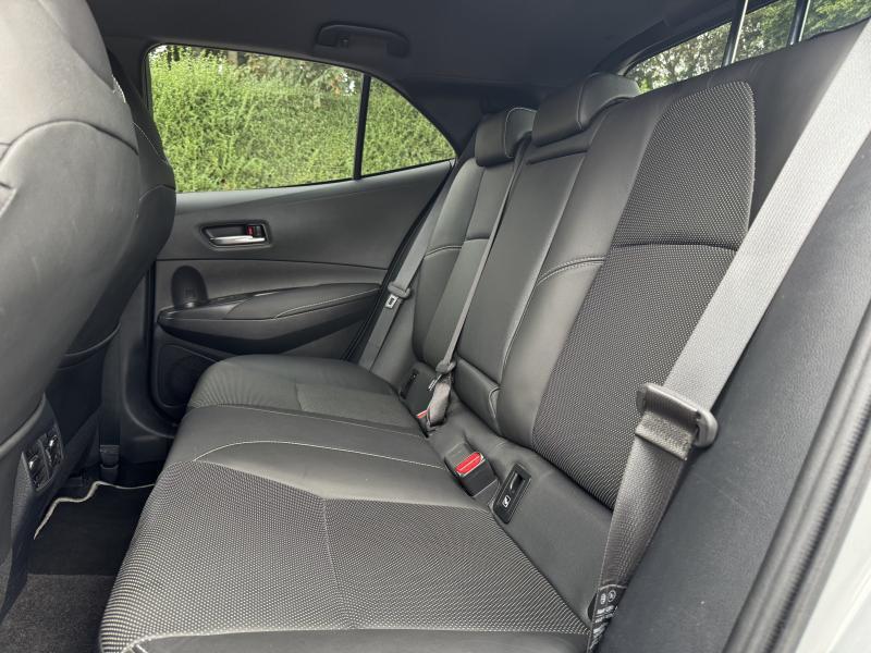 Toyota Corolla 1.8 HYBRID PREMIUM - photo 14