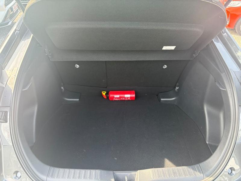 Toyota C-HR 1.8 Hybrid - photo 16