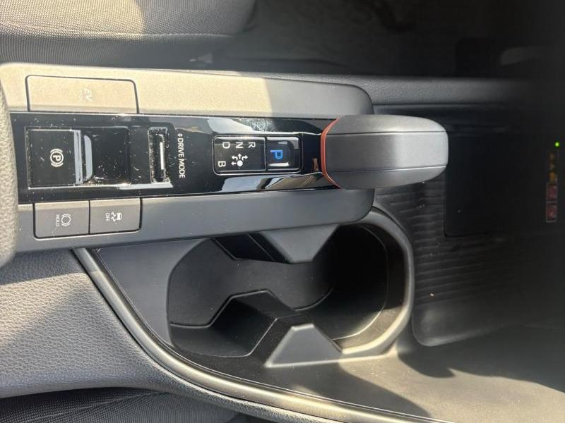 Toyota C-HR 1.8 Hybrid - photo 10