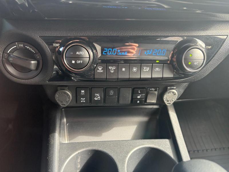 Toyota Hilux 2.8 D-4D Double Cabine Comfort - photo 10