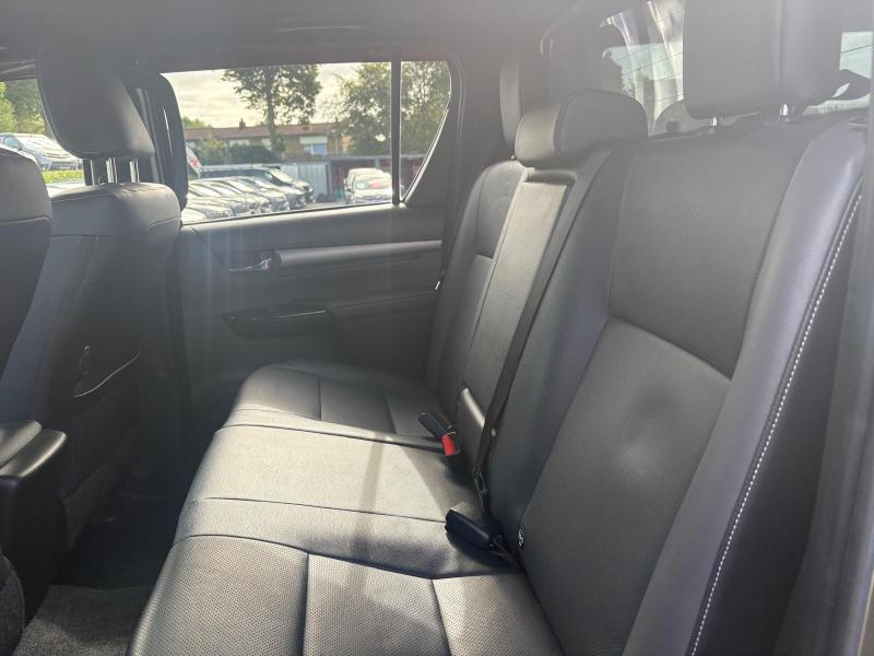 Toyota Hilux 2.8 D-4D Double Cabine Comfort - photo 16