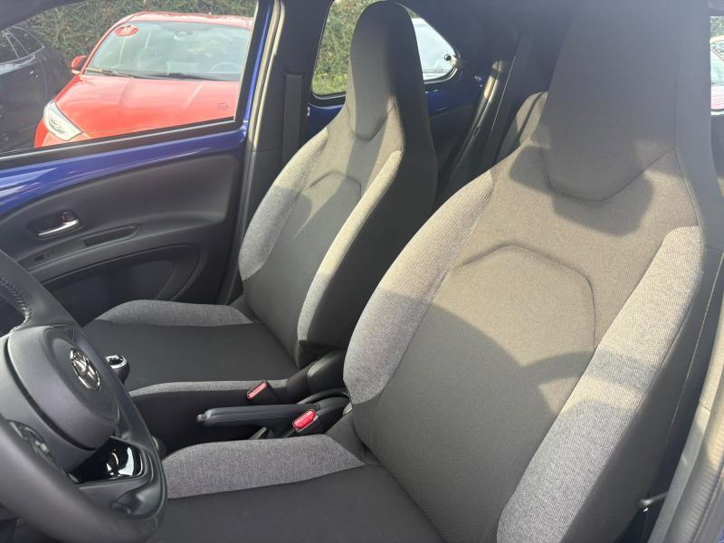 Toyota Aygo X 1.0 VVT-i PLAY - photo 12