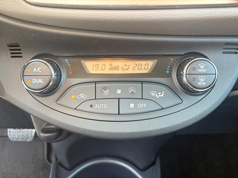 Toyota Yaris 1.3 Dual VVT-i BOITE AUTO - photo 9