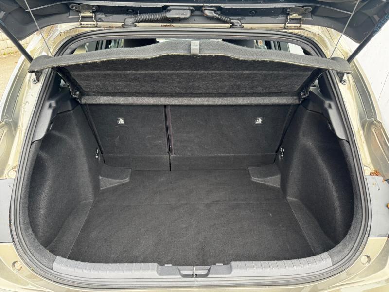 Toyota Corolla 1.8 Hybrid Dynamic Plus e-CVT - photo 17