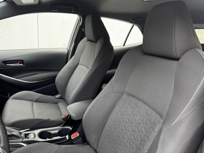 Toyota Corolla 1.8 Hybrid Dynamic Plus e-CVT - photo 13