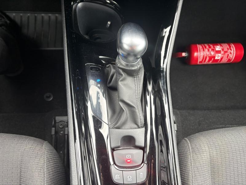Toyota C-HR 1.8 Hybrid C-lub Bi-tone - photo 13