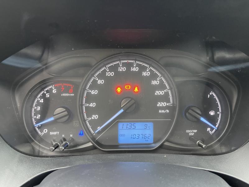 Toyota Yaris 1.5 vvti - Eurekar - photo 8