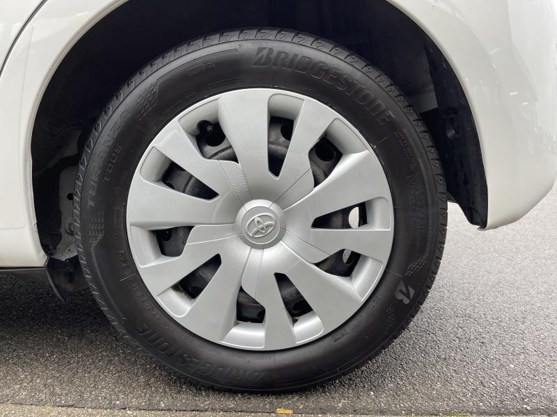 Toyota Yaris 1.5 vvti - Eurekar - photo 15
