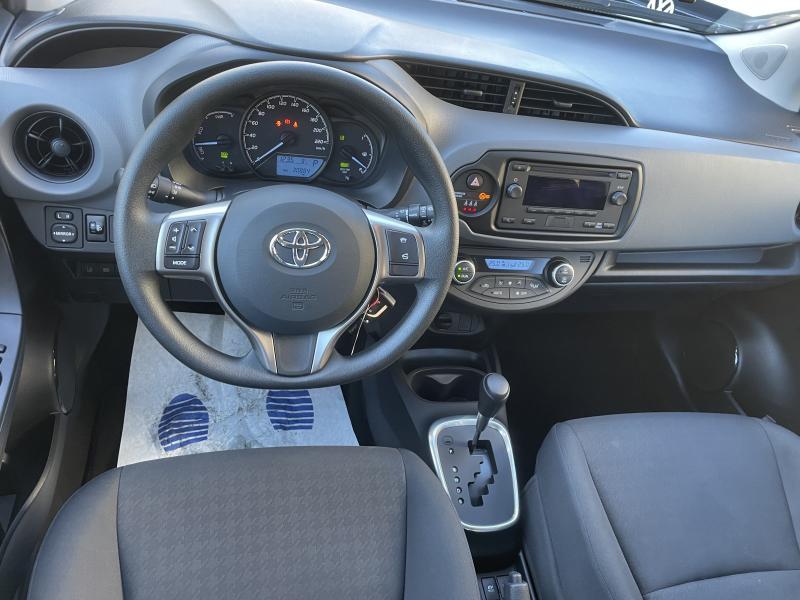 Toyota Yaris 1.5 HYBRID - Eurekar - photo 11