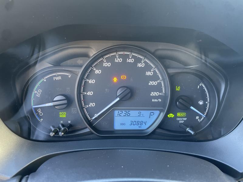 Toyota Yaris 1.5 HYBRID - Eurekar - photo 7