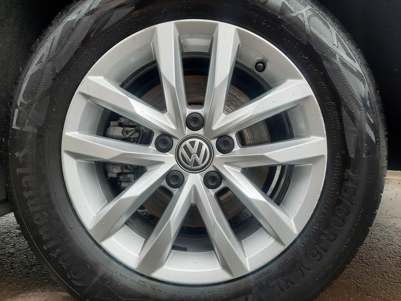 Volkswagen Passat Variant 1.6 TDI - Eurekar - photo 17