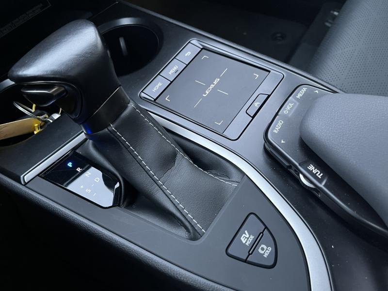 Lexus UX 250h 2.0 - Eurekar - photo 16