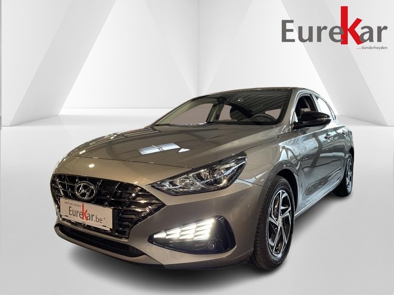 Hyundai i30 Fastback 1.0 Essence - Eurekar - photo 3