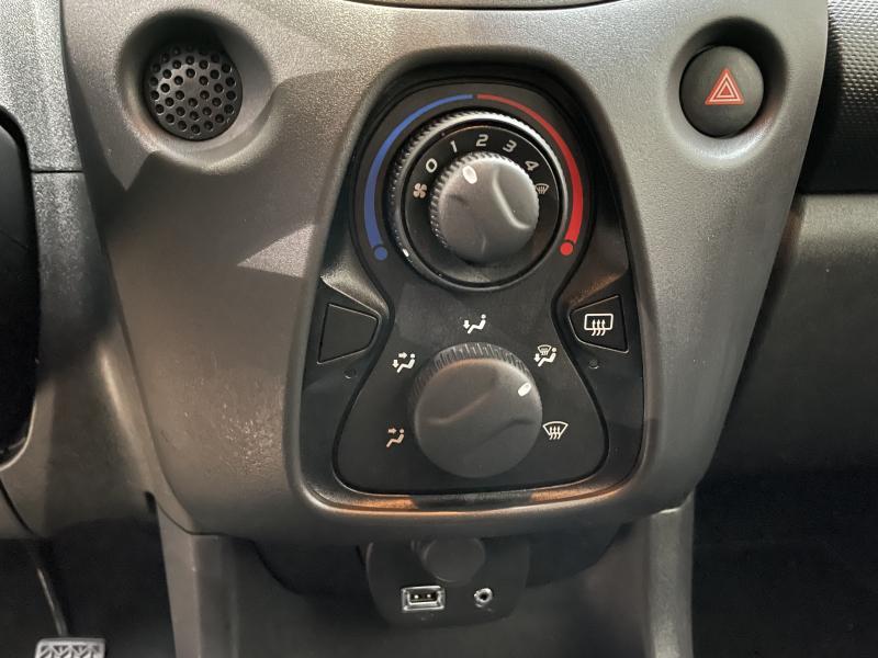 Toyota Aygo 1.0 VVT-i 5MT - Eurekar - photo 10