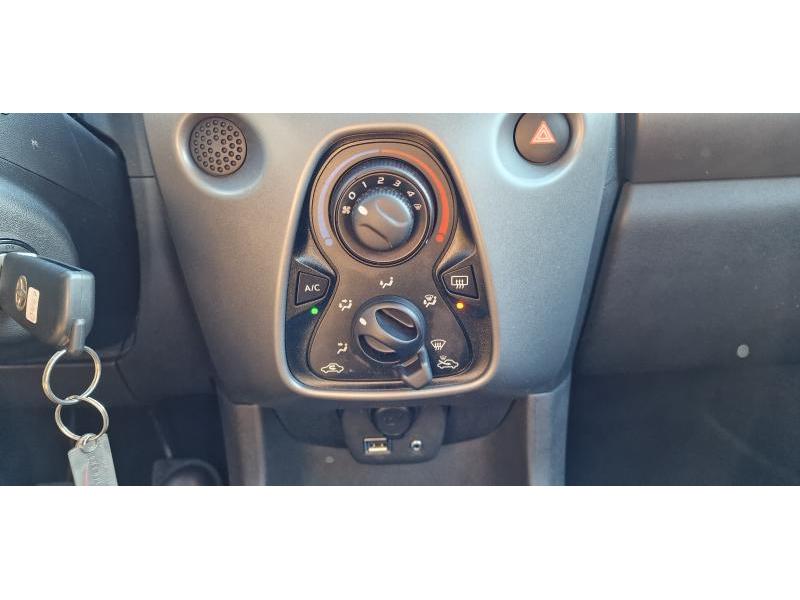 Toyota Aygo 1.0 VVT-i - Eurekar - photo 9