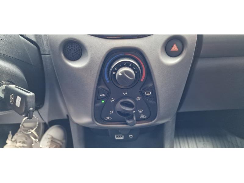 Toyota Aygo 1.0 VVT-i - Eurekar - photo 13